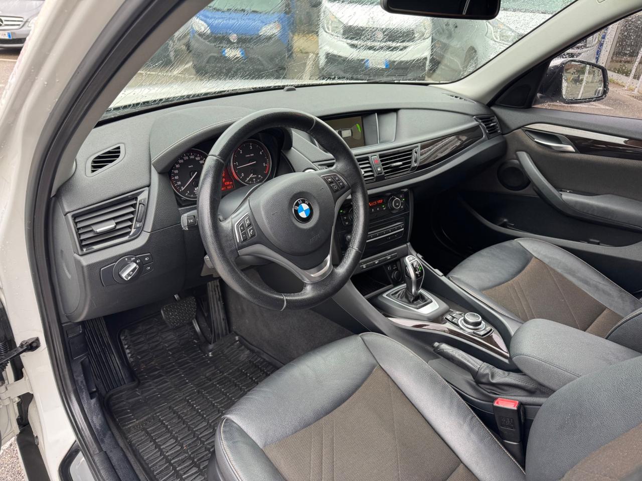 Bmw X1 sDrive18d X Line
