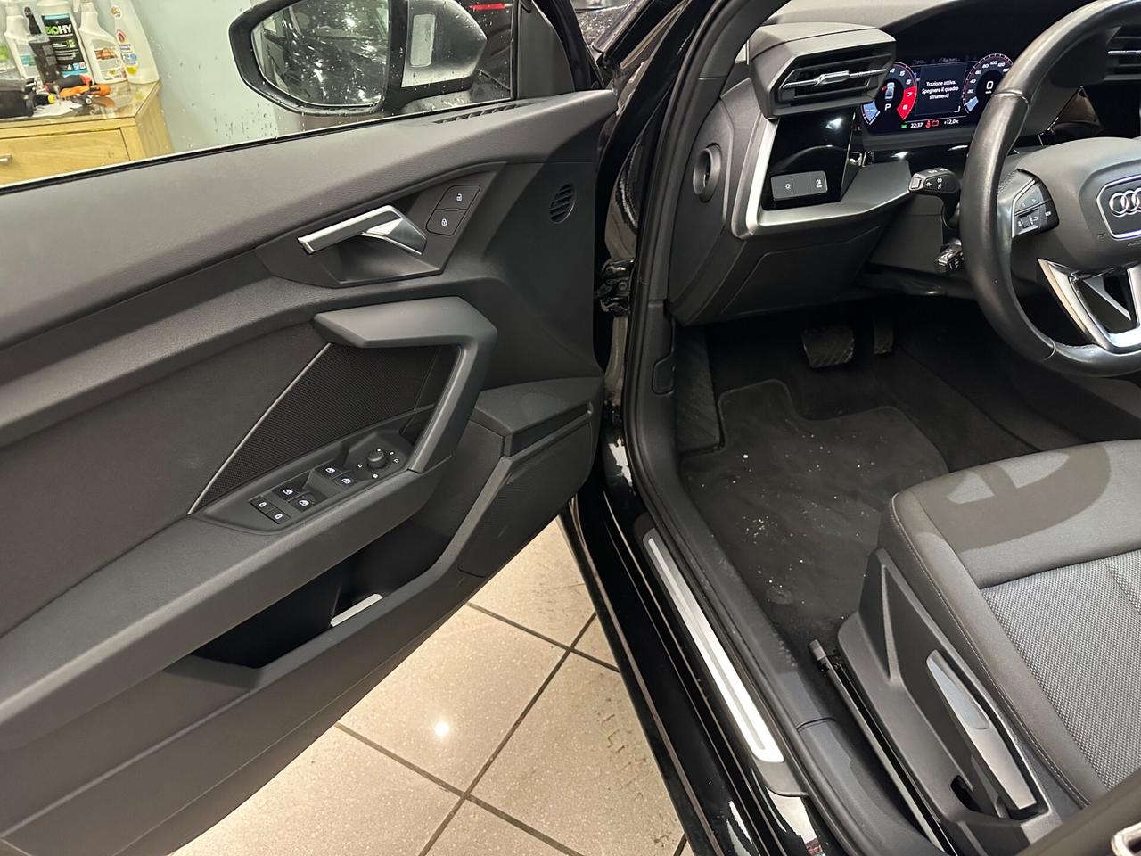 Audi A3 Sedan 35 TFSI S tronic Business