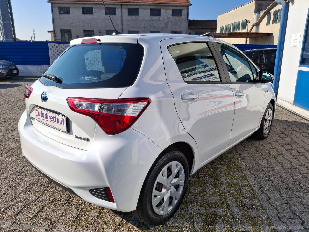 TOYOTA Yaris 1.5 Hybrid 5p. Business