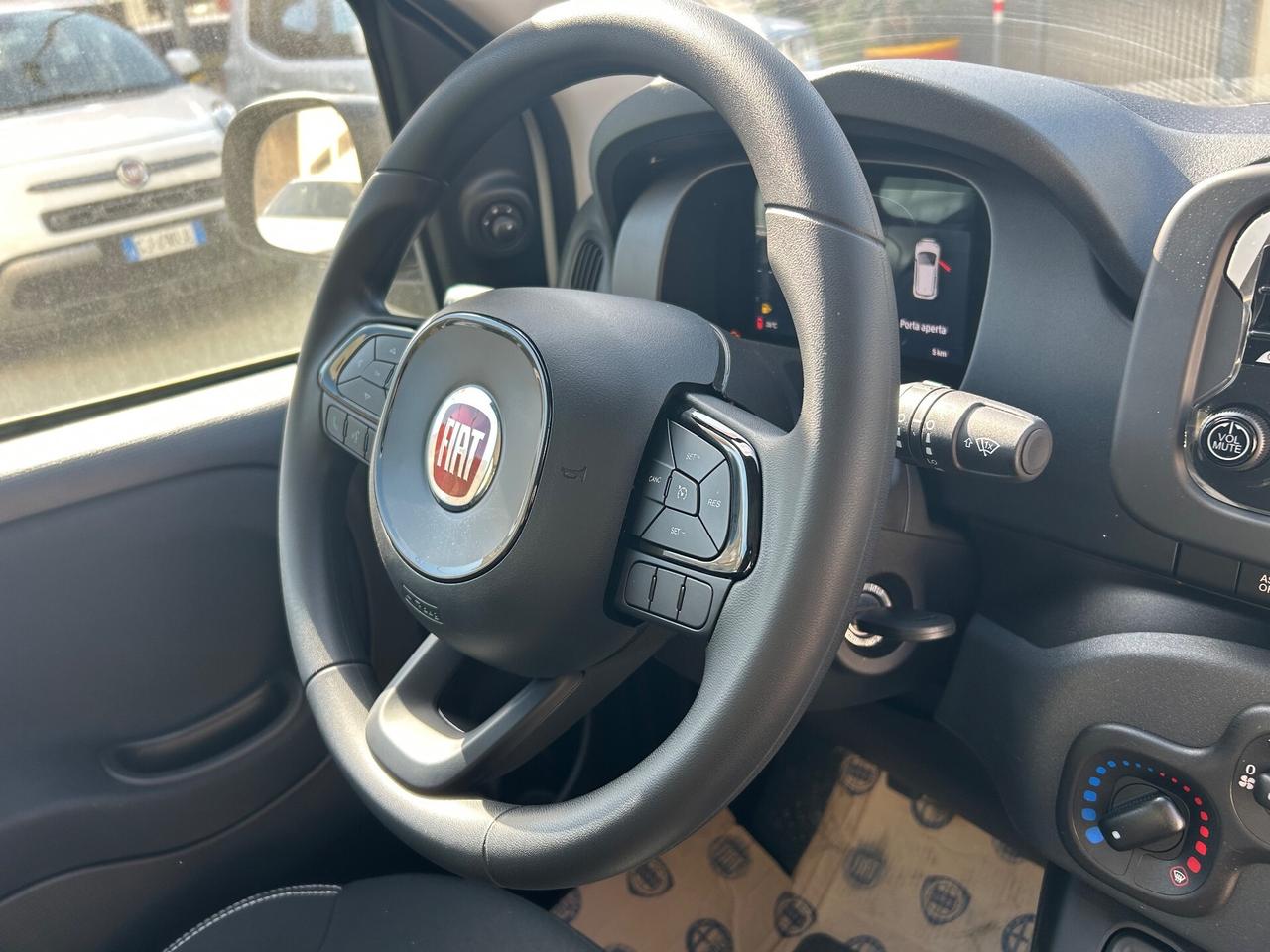 Fiat Panda 1.0 FireFly S&S Hybrid Pandina Icon