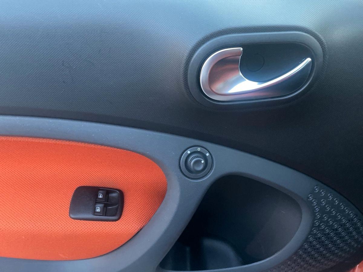 SMART Fortwo III 2015 - Fortwo 1.0 Passion 71cv twinamic