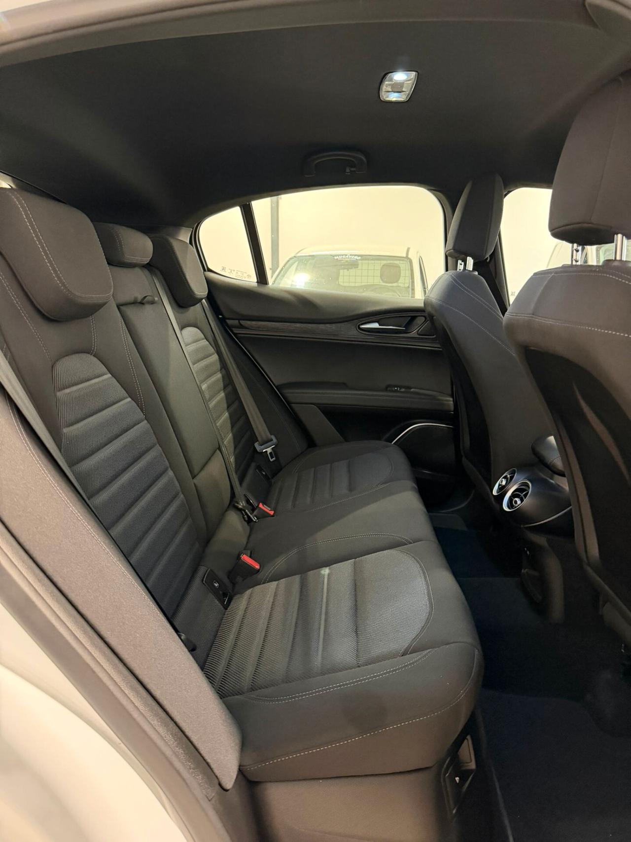 ALFA ROMEO STELVIO 2.2 160cv AUTOCARRO N1