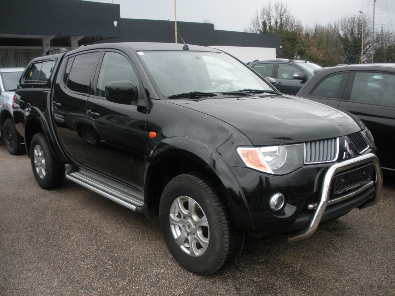 Mitsubishi L200 2.5 DI-D/136CV Double Cab Intense ''MAGURA''