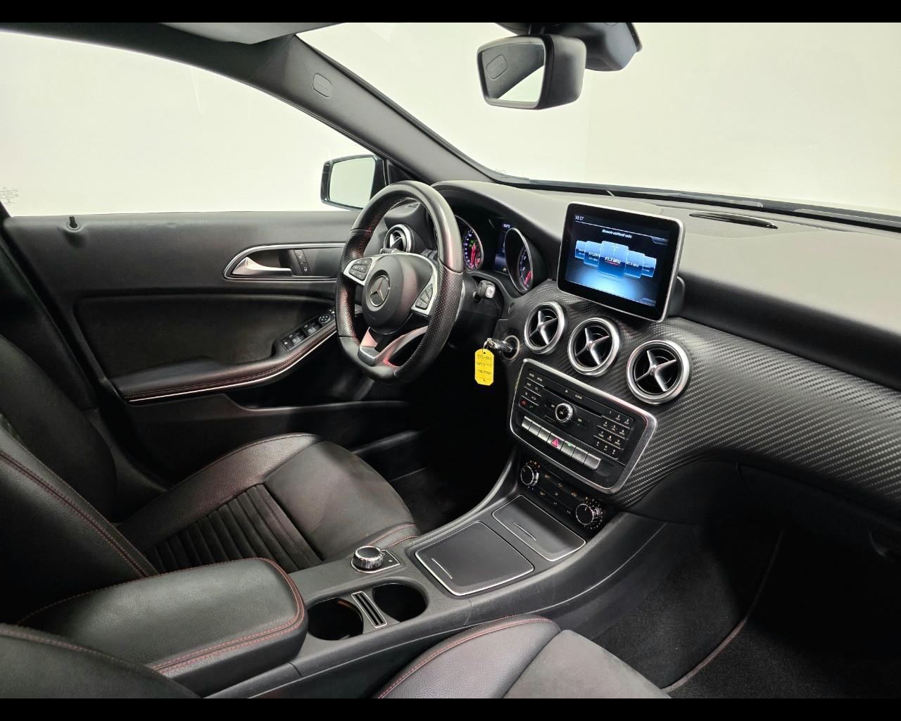 Mercedes-Benz CLASSE A 250 4 MATIC AUTO MY 16 PREMIUM