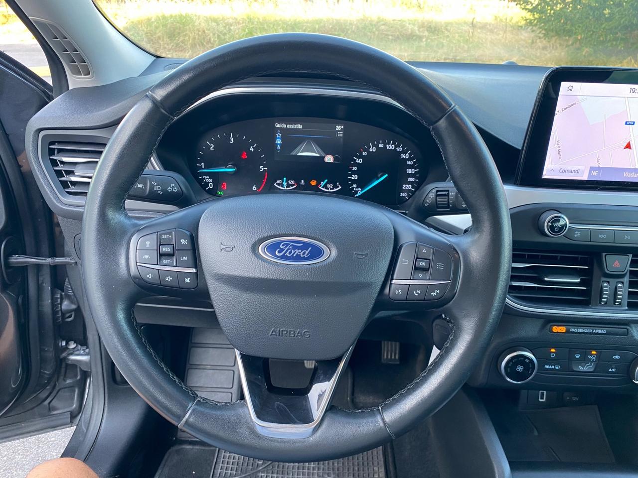 Ford Focus 1.5 120 CV automatico SW Business Co-Pilot