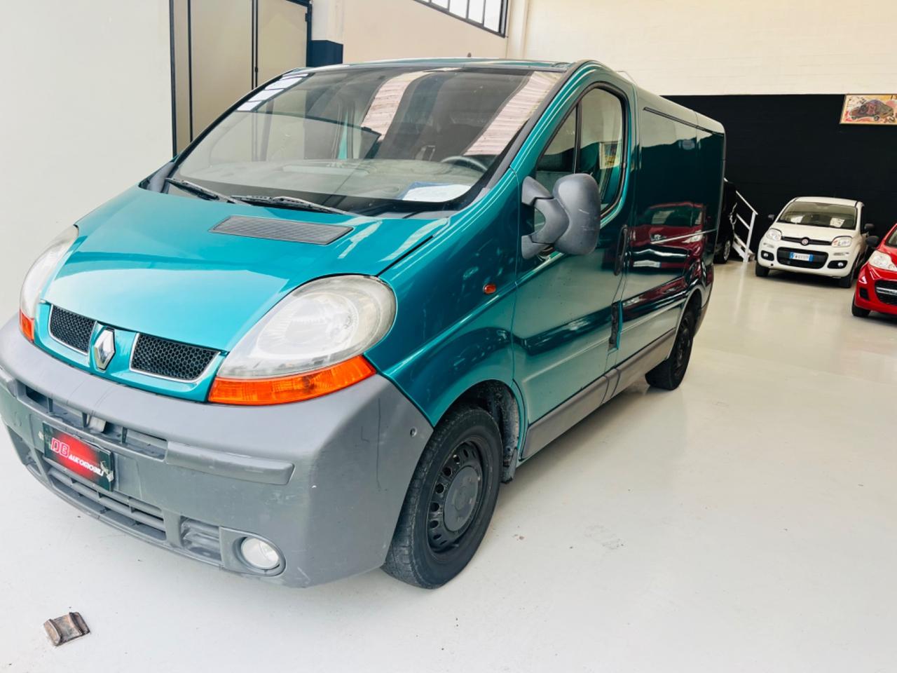 Renault Trafic T29 1.9 dCi/100CV PL-TN Furg.