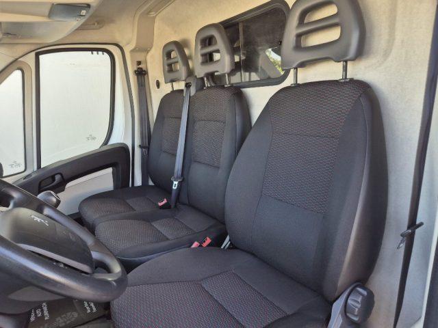 PEUGEOT Boxer 330 2.0 BlueHDi 130CV PC-TN Furgone