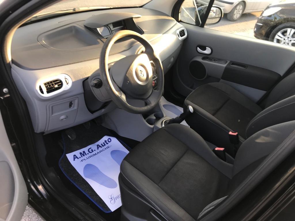 Renault Modus 1.5 dCi 75CV 55 KW Wave auto pari al nuovo