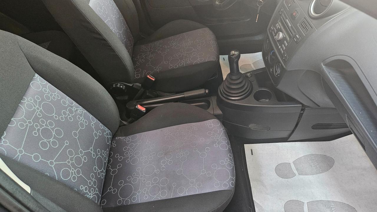 Ford Fiesta 1.4 TDCi 5p. Titanium