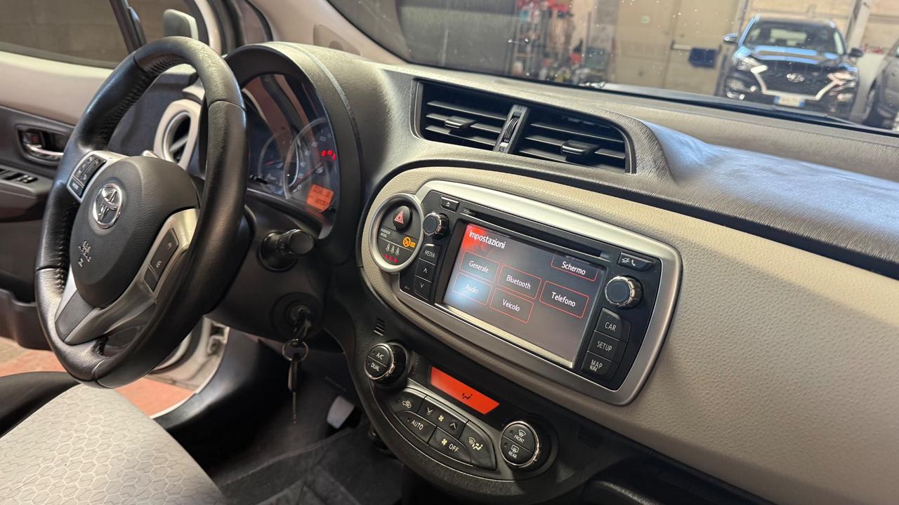 Toyota Yaris 1.4 D-4D 5 porte Lounge