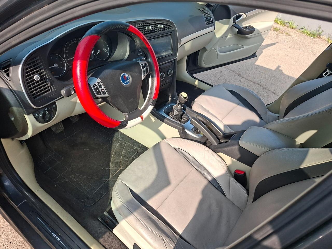 Saab 9-3 SportHatch 1.9 TiD 16V DPF Vector