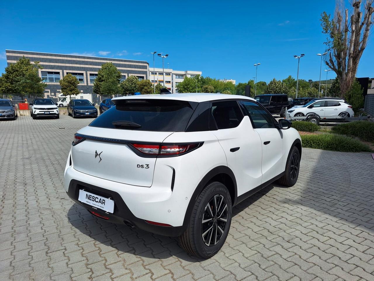 Ds DS3 Crossback 1.2 puretech Business 100cv X NEOPATENTATI KM ZERO IVA ESPOSTA