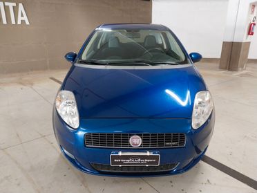 Fiat Grande Punto 1.3 MJT 90 CV 3 porte Emotion - ok neopatentati