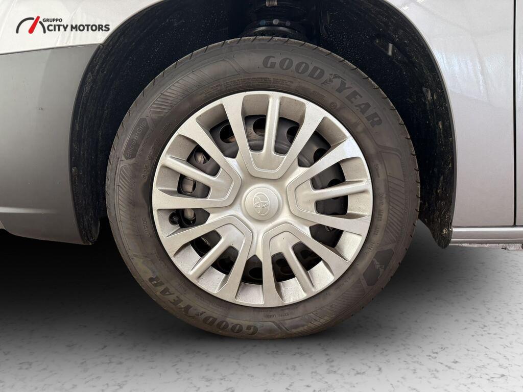 Toyota Proace City Verso Promiscuo Proace City Verso 1.5d 100cv S&S Mt6 L1 D Lounge