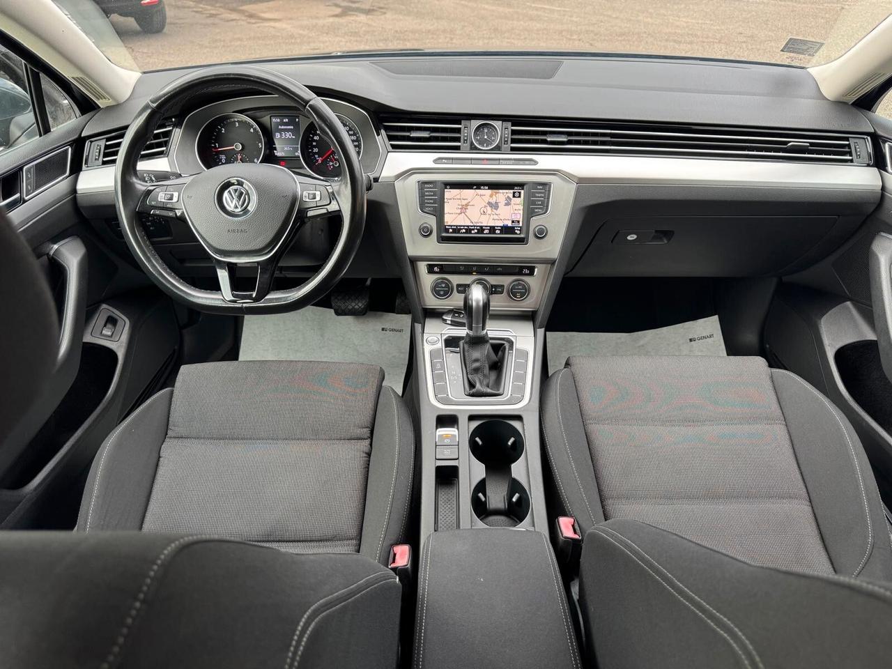 Volkswagen Passat VARIANT 1.6 TDI SCR DSG COMFORTLINE BMT 2017