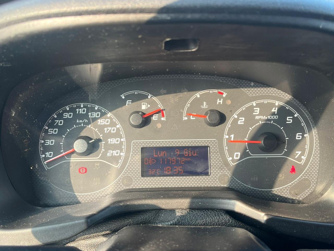 Fiat Fiorino 1.3 MJT 95CV Cargo SX