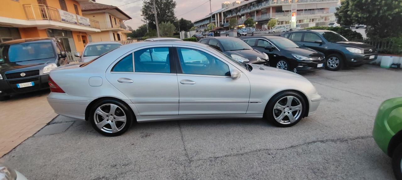 Mercedes-benz C 270 CDI cat Avantgarde