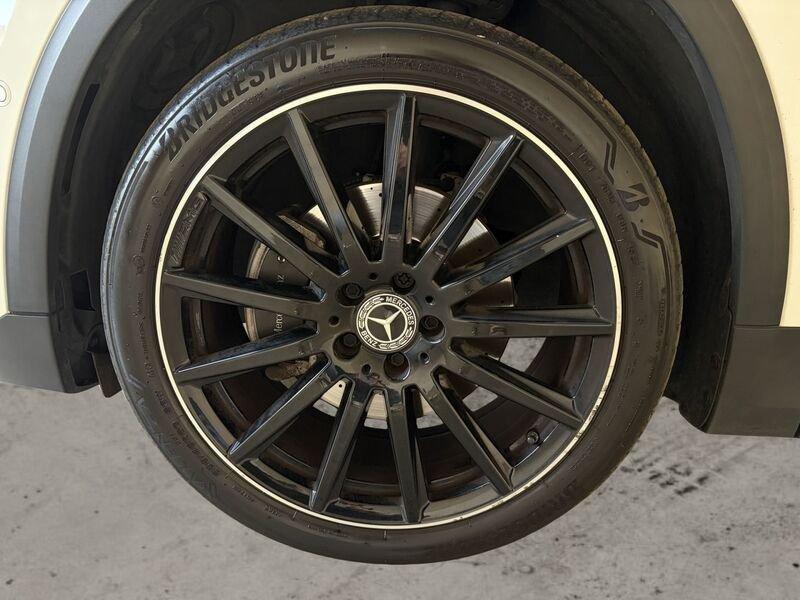 Mercedes-Benz GLA GLA 200 Automatic 4Matic Premium