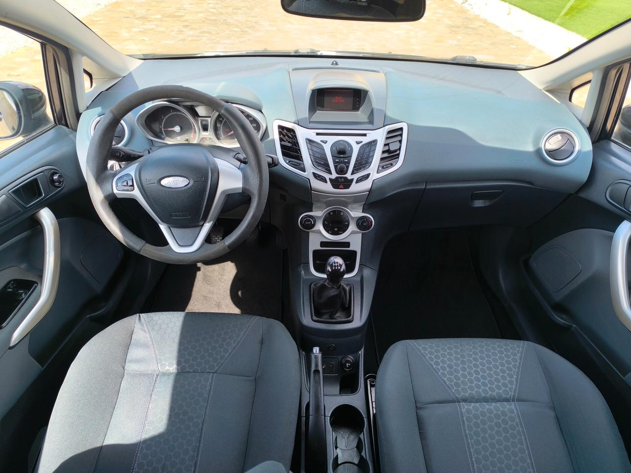 Ford Fiesta 1.2 82CV 3 porte Titanium perfetta full optional