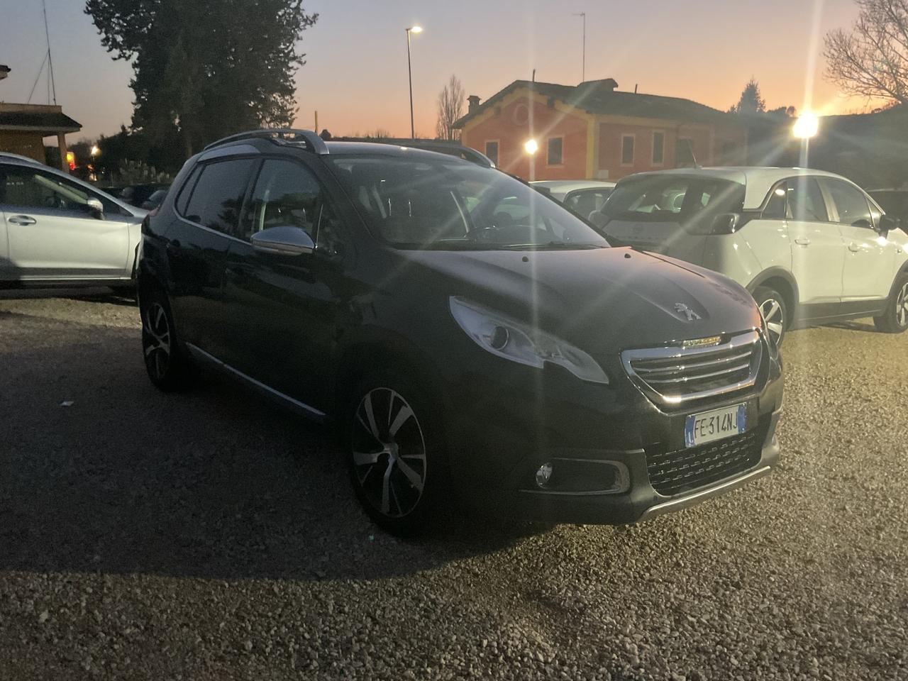 Peugeot 2008 BlueHDi 100 Allure
