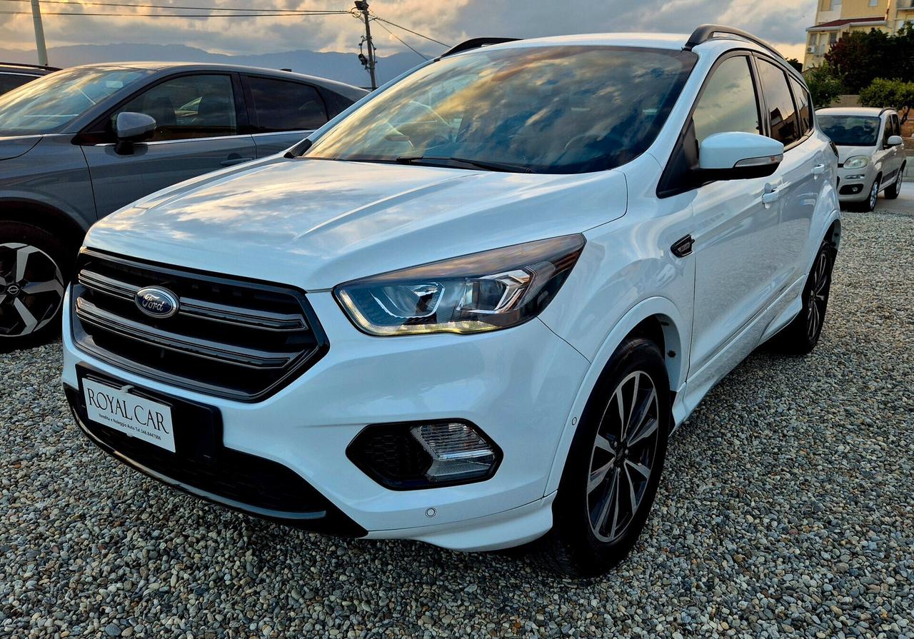 Ford Kuga 1.5 TDCI 120 CV S&S 2WD ST-Line
