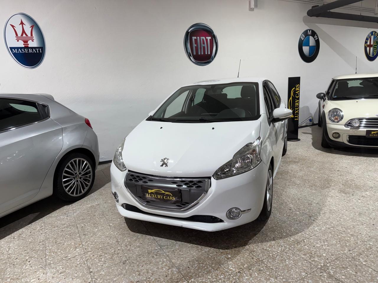 Peugeot 208 1.4 HDi 68 CV Allure