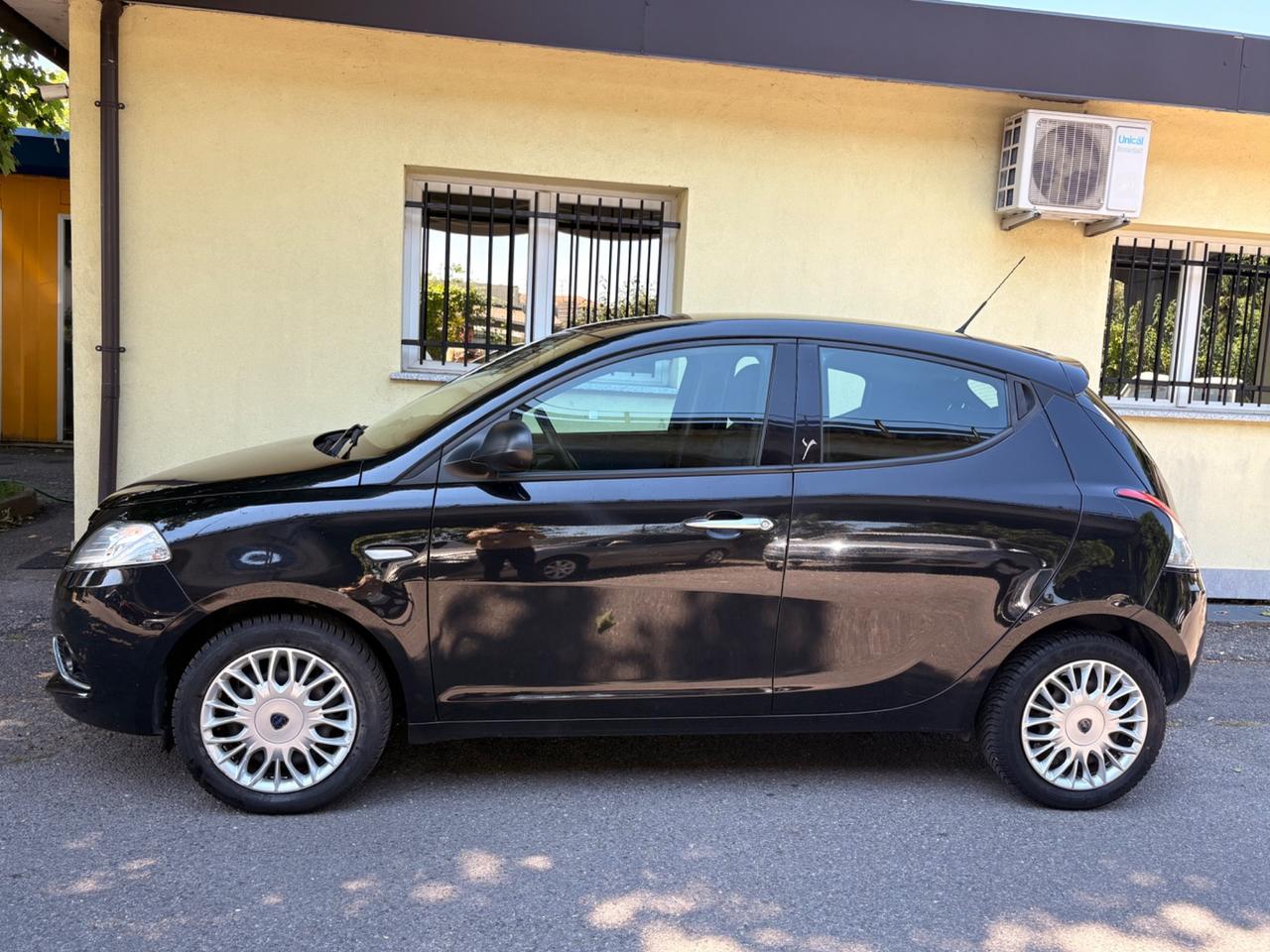 Lancia Ypsilon 1.2 69 CV 5 porte Platinum 2018