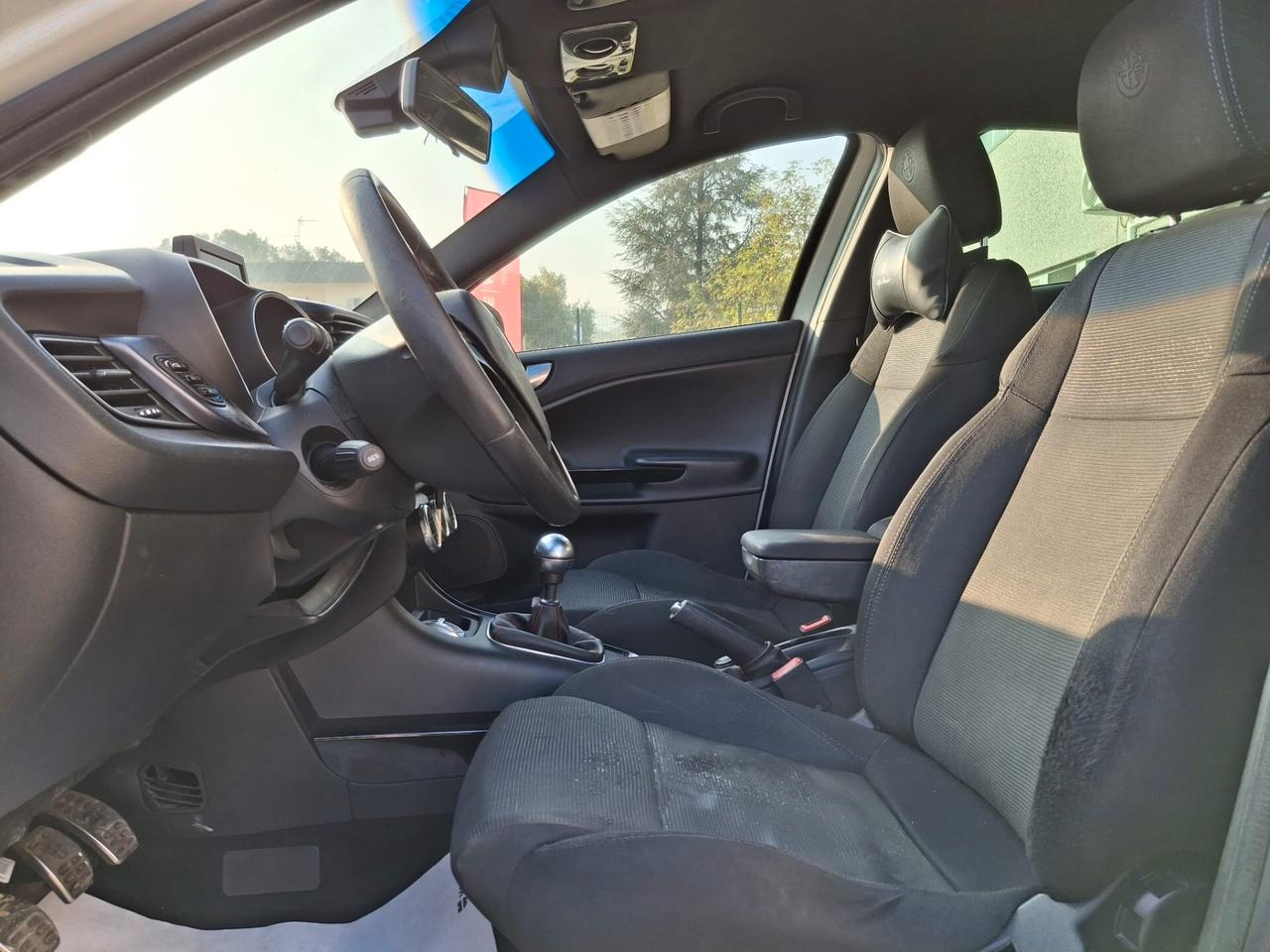 Alfa Romeo Giulietta 1.6 JTDm-2 105 CV Distinctive