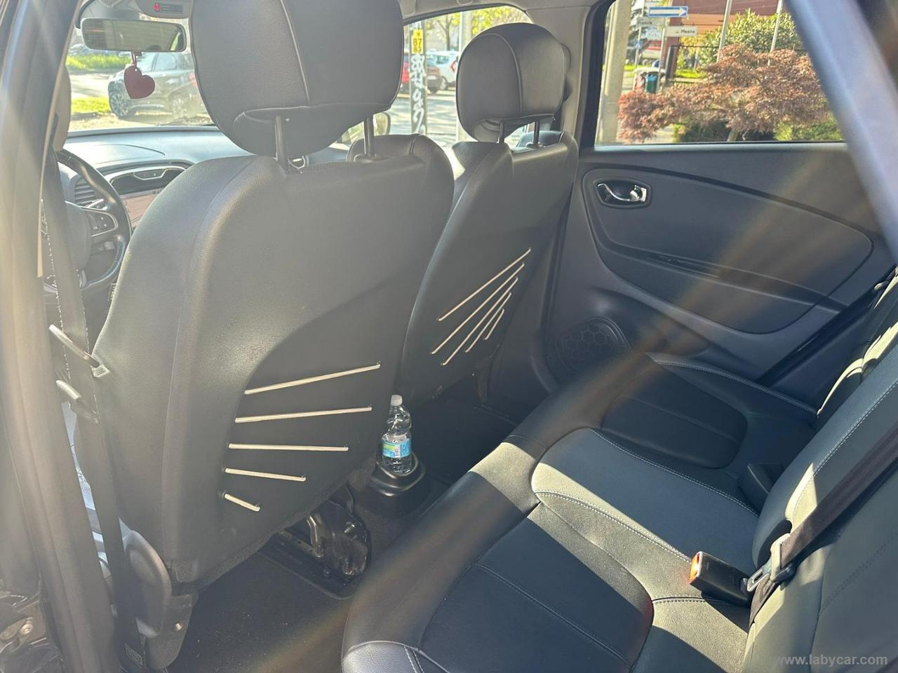 RENAULT Captur dCi 8V 90 CV EDC S&S Energy Zen *NEOPATENTATI*