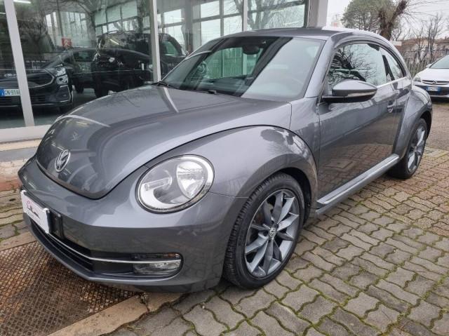 Volkswagen Maggiolino 1.6 tdi Design 105cv OK NEOPATENTATI