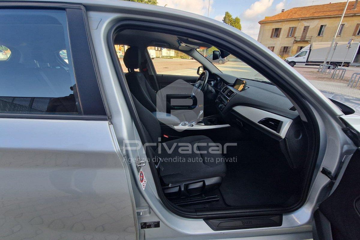 BMW 116d 5p. Advantage