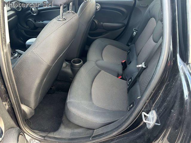 MINI Cooper D Mini IV F55-F56 2014 1.5 Hype 5p tg. FF546SY