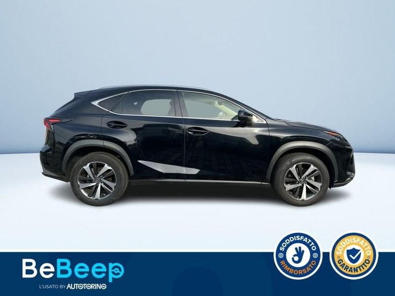 Lexus NX 300H 2.5 LUXURY 4WD CVT