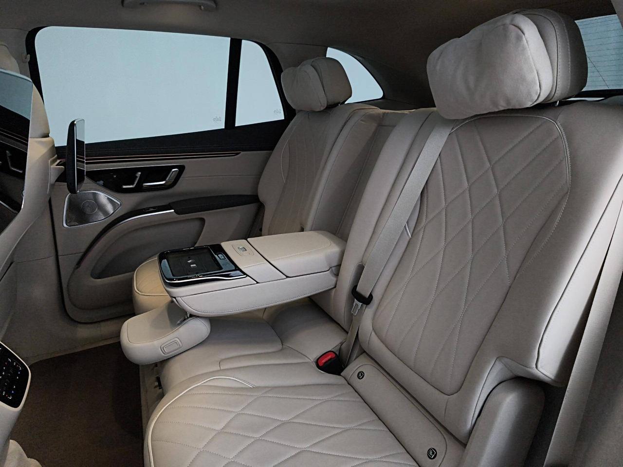 Mercedes EQS Suv 580 AMG Line Business Class 4matic