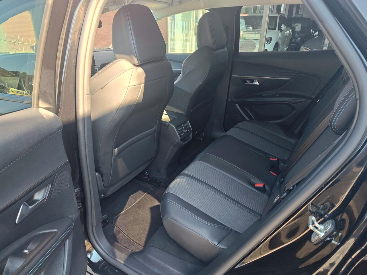 PEUGEOT 3008 BLUEHDI 1.5 130 CV S&S EAT8 ALLURE PACK