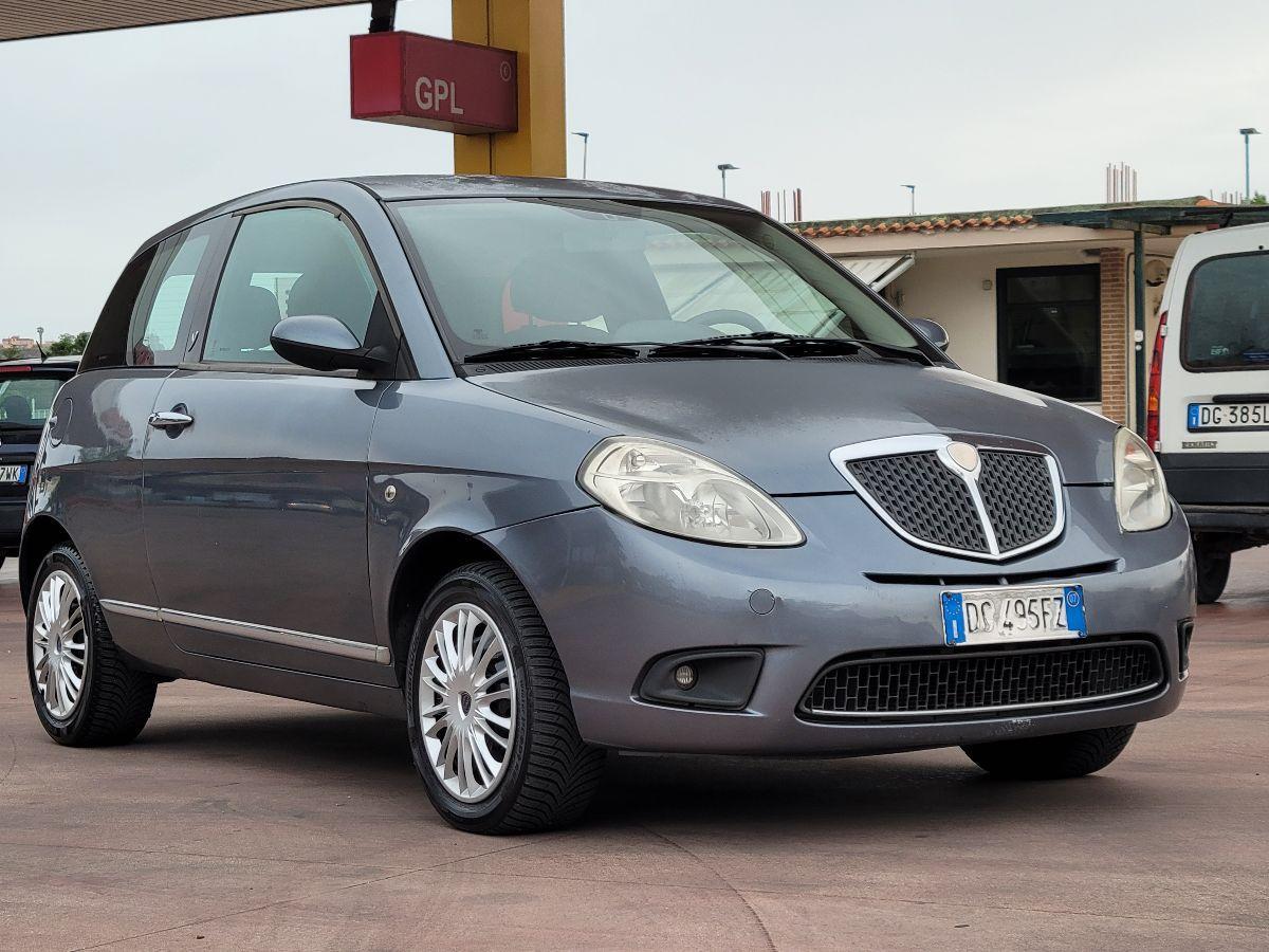 LANCIA - Ypsilon - 1.2 Argento