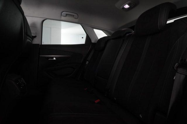 PEUGEOT 3008 3008 BlueHDi 130 EAT8 S&S Crossway