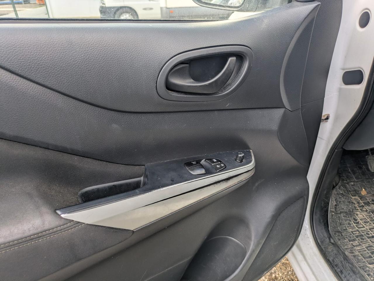 Nissan Navara 2.3 dCi 4WD Double Cab Telaio Visia