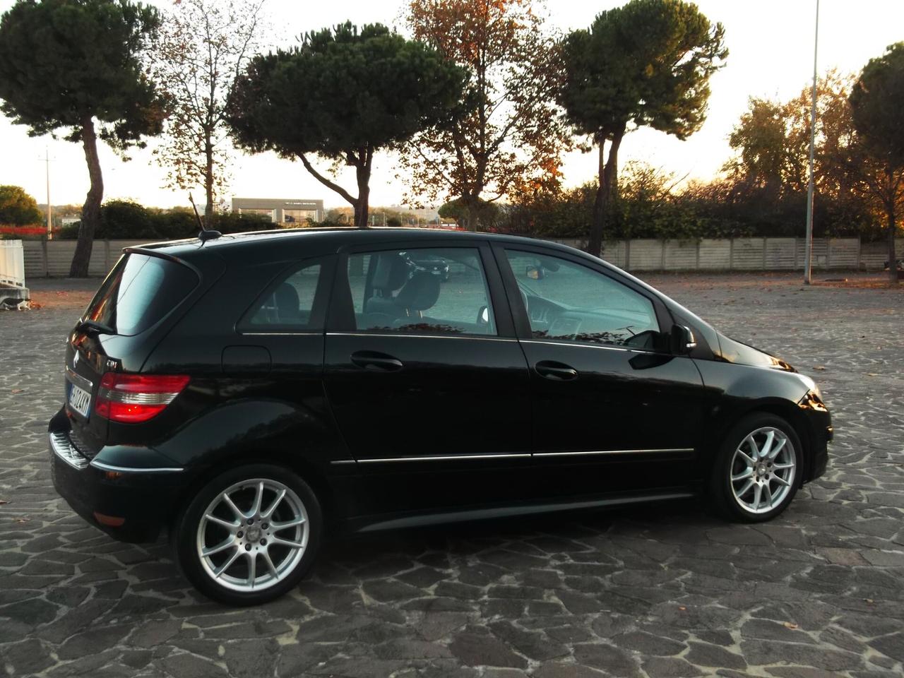 Mercedes B 180 CDI Automatic Full 2011