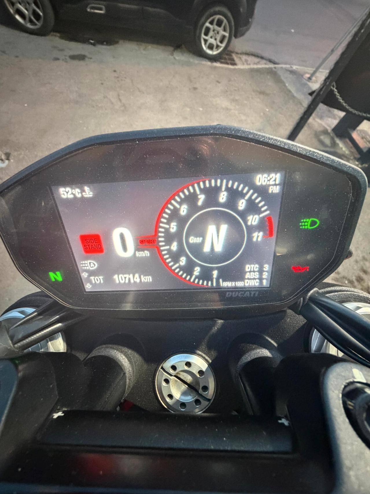 Ducati Hypermotard 950