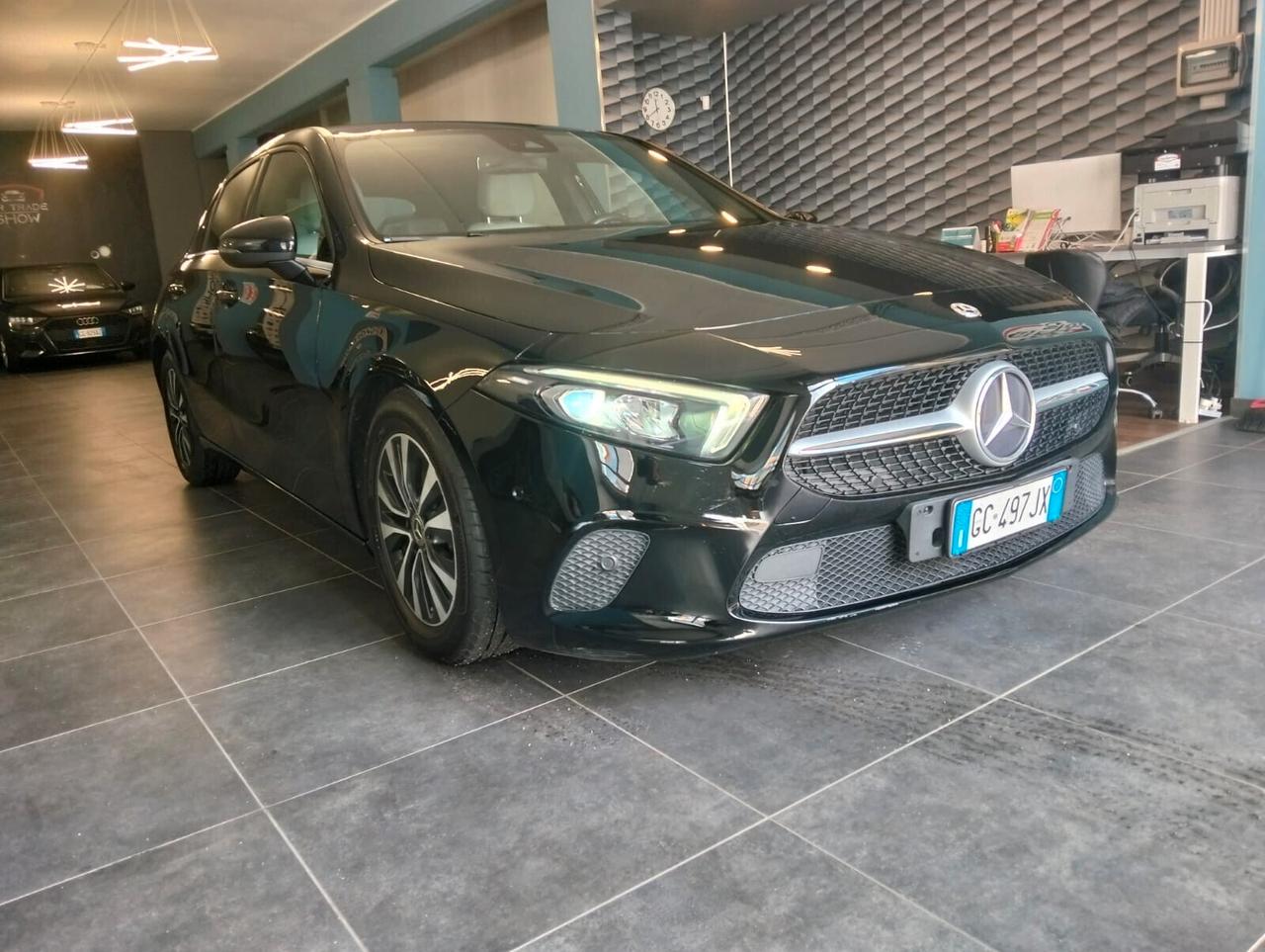 Mercedes-benz A 180 d Automatic Business Extra