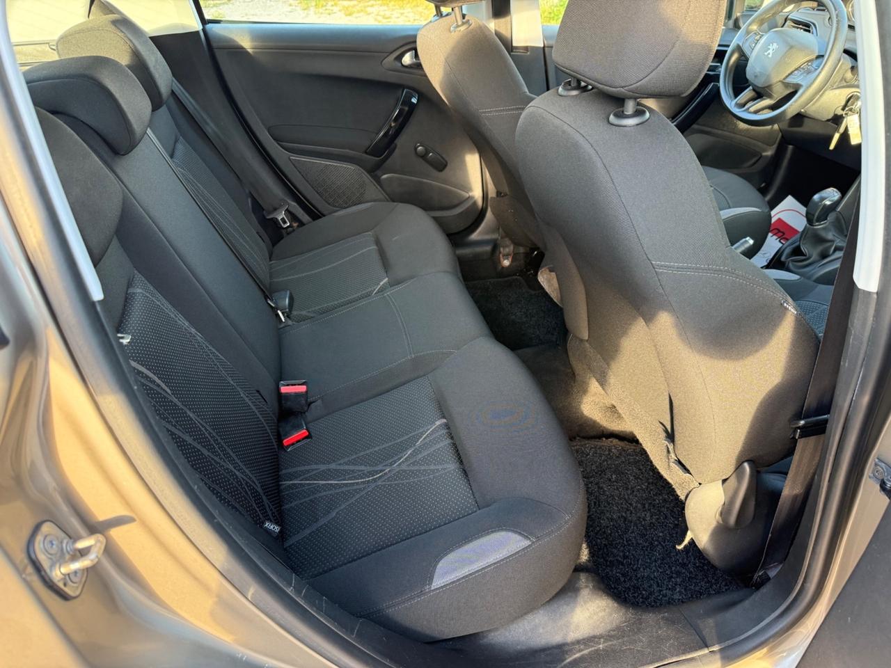 Peugeot 208 1.4 HDi 68 CV 5 porte Active
