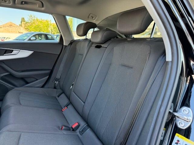 Audi A4 Avant 35 TDI/163 CV S tronic Business Advanced 2021