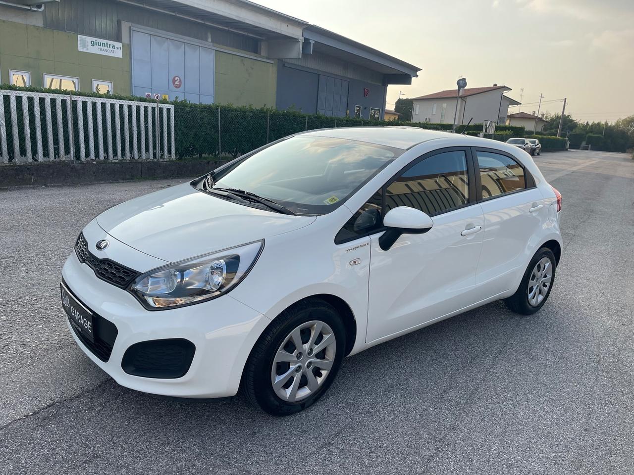 Kia Rio 1.2 Neopatentati