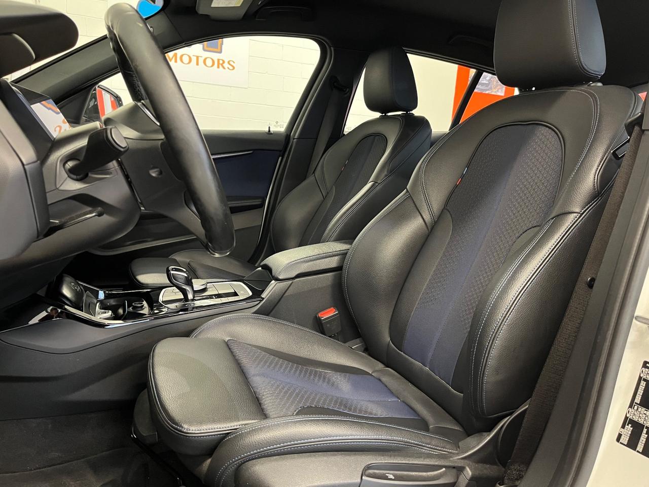 Bmw 118 118d 5p. Msport