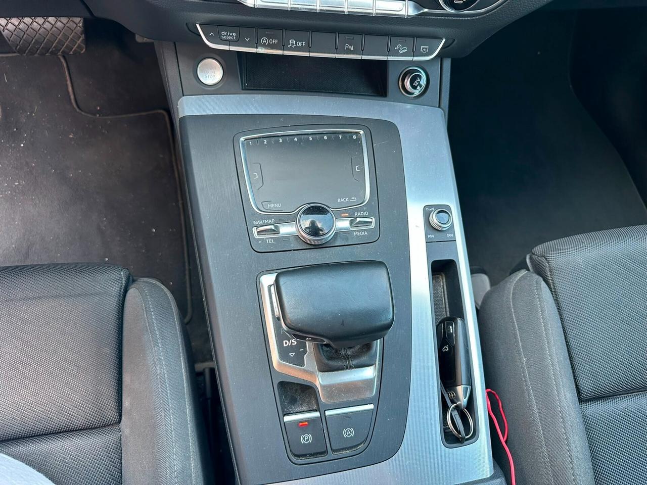 Audi Q5 2.0 TDI 150 CV Business