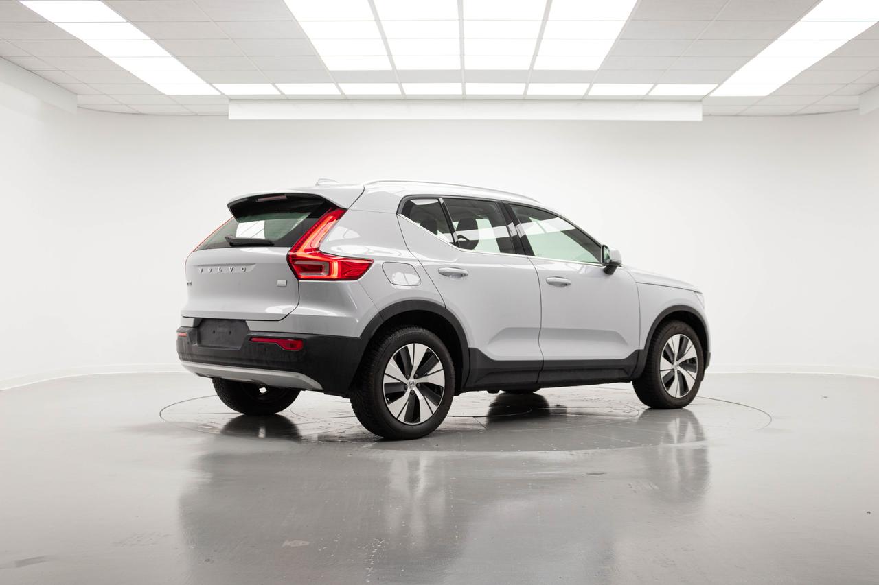 VOLVO XC40 T5 RECHARGE PLUG-IN HYBRID