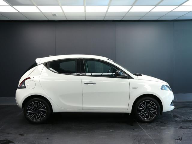 LANCIA Ypsilon 1.0 FireFly 5 porte S&S Hybrid Ecochic Gold
