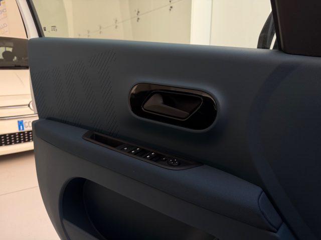 FIAT Grande Panda 1.2 Hybrid 110 CV S&S Icon tua da ?239,00 mensili