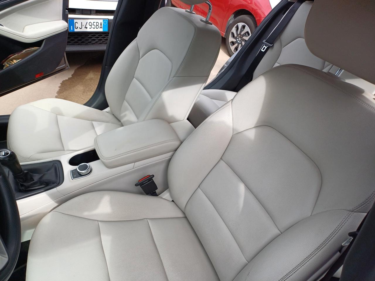 Mercedes-benz A 180 Premium